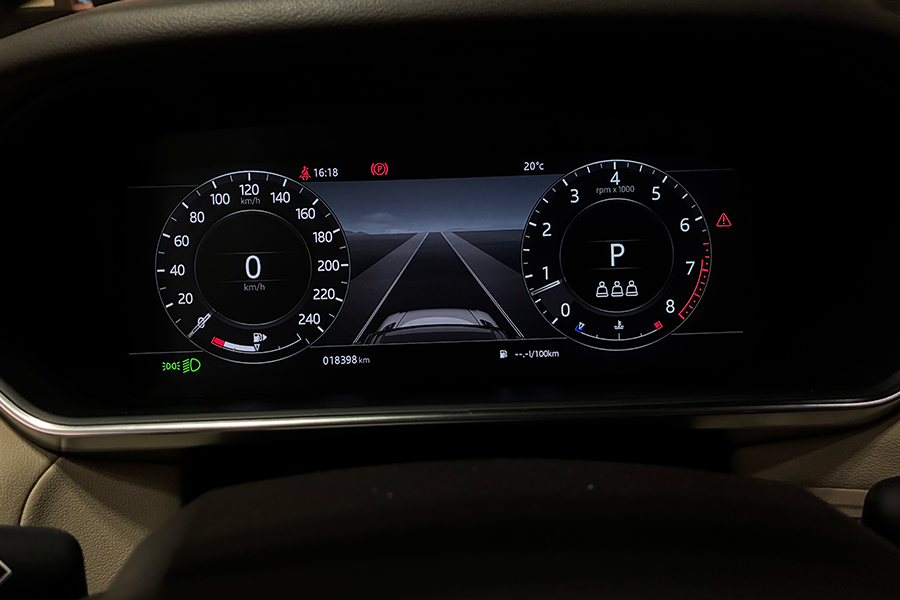 RANGE ROVER SPORT P360 HSE 